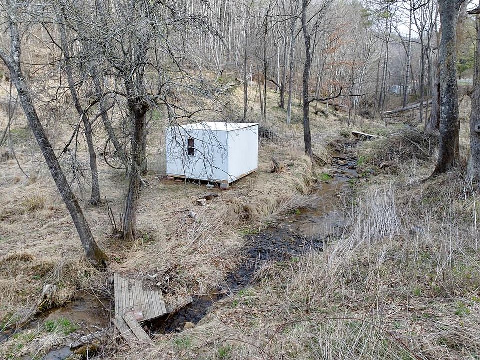 1st image of 953 Hines Branch Rd