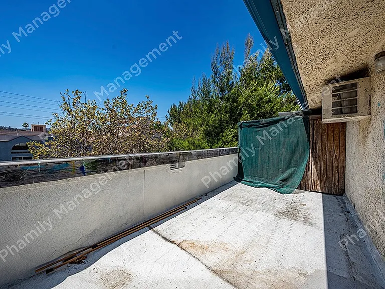 11575 Moorpark St #203 — Photo 12