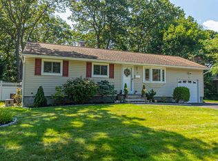 22 Otis Rd, Islip Terrace, NY 11752
