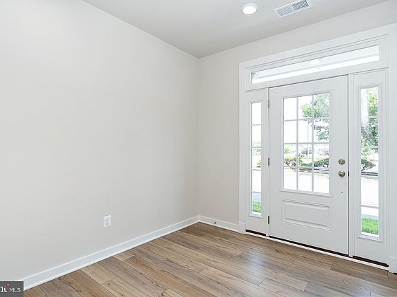 4th image of 424 Germania St