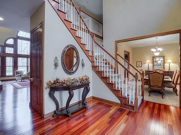 3rd image of 2417 Hickorycreek Dr