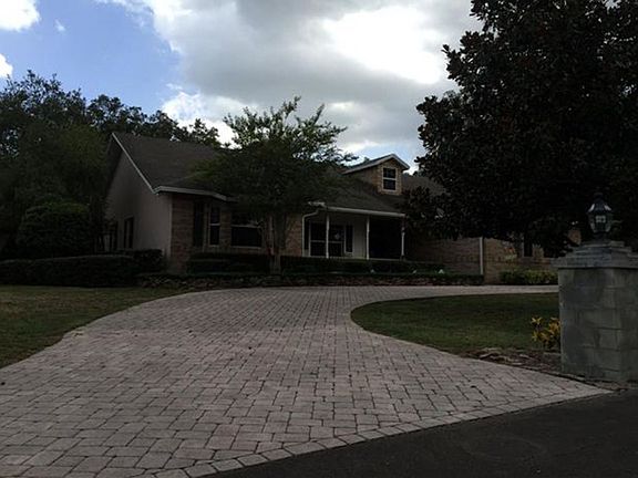 2nd image of 11 Pine Forest Cir