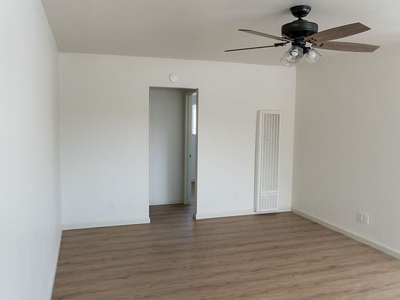 3rd image of 21721 Halldale Ave #5