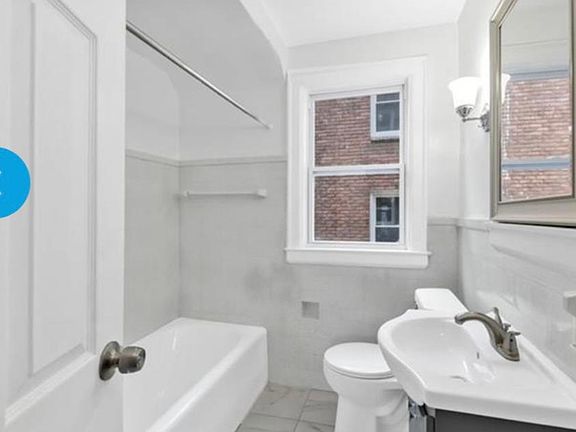 5th image of 14166 Mansfield St #1