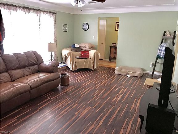 4th image of 4199 Lockwood Blvd