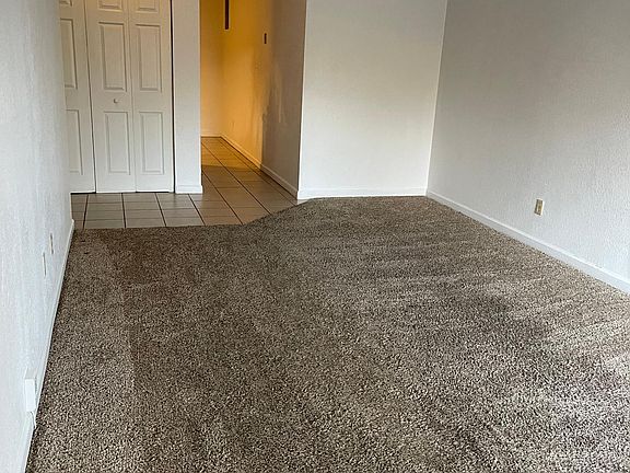 2nd image of 109 Pearl Dr #109