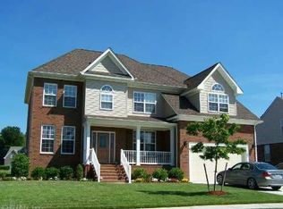 113 Hawks Nest Ln, Suffolk, VA 23435