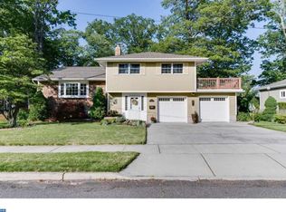 30 Oakland Rd, Jamesburg, NJ 08831