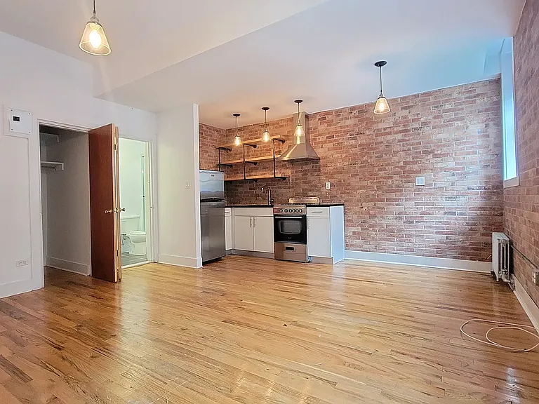2020 Dorchester Rd #A — Photo 4