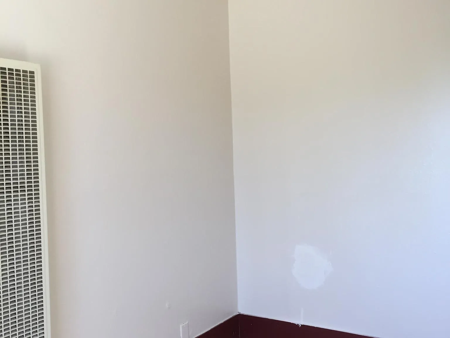 1122 Edith Blvd SE — Photo 3