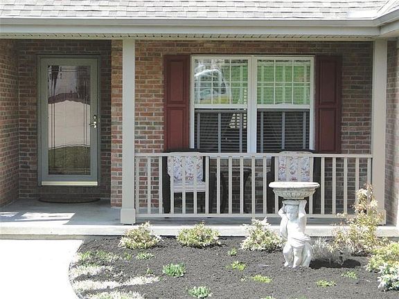 2nd image of 969 Apple Blossom Ln
