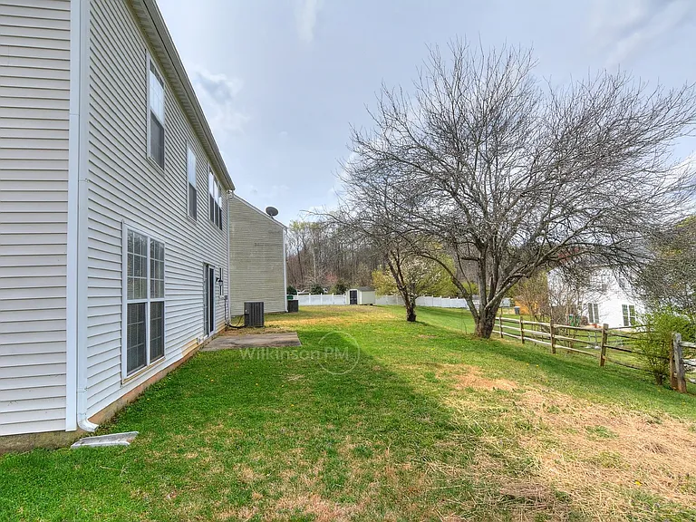 7507 Double Springs Ct — Photo 38