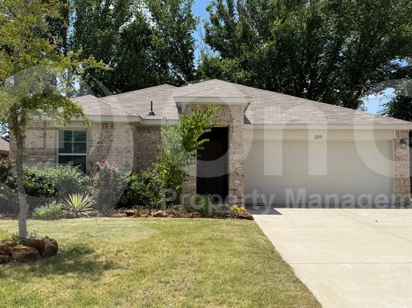 2210 Alamo Rd, Sherman, TX 75090