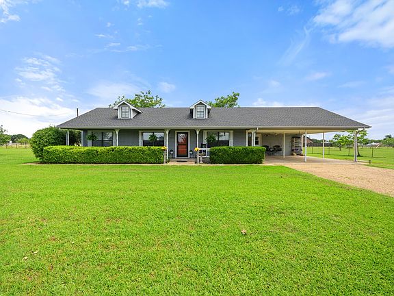 3rd image of 9885 Silver Creek Dr