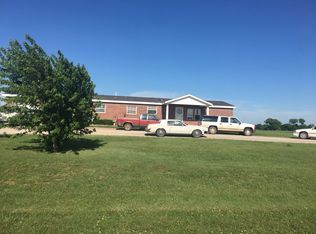 780 N Springdale Rd, Conway Springs, KS 67031