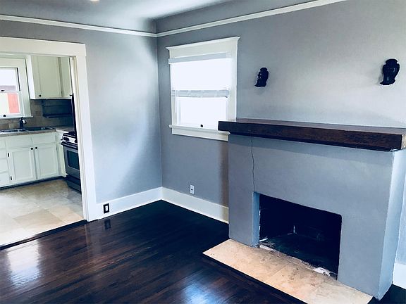 5th image of 3274 Palm St