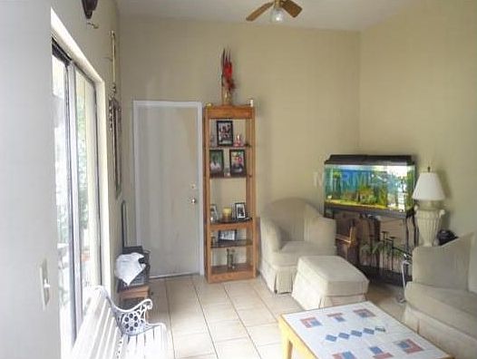 2nd image of 821 Foster Ave