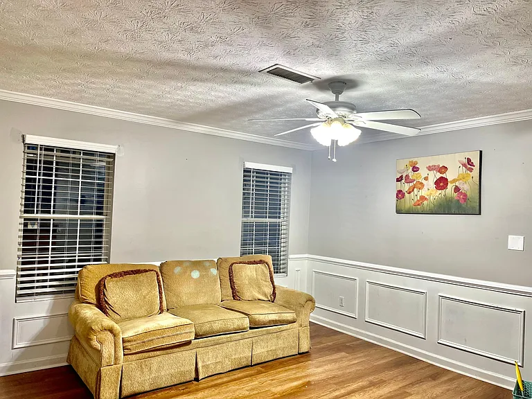 1462 Harbins Ridge Dr — Photo 18