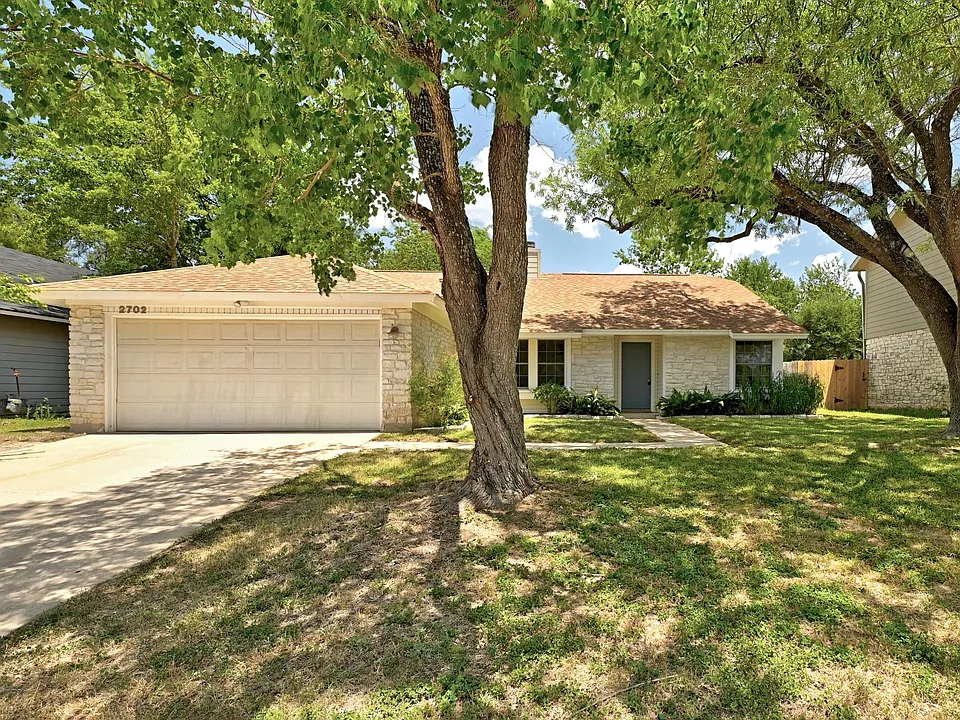 2702 Goldbridge Dr
