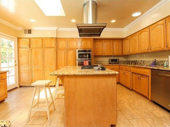 4th image of 16383 Royal Hills Dr