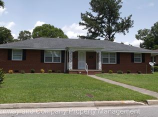 721 Barton Ave, Kinston, NC 28501
