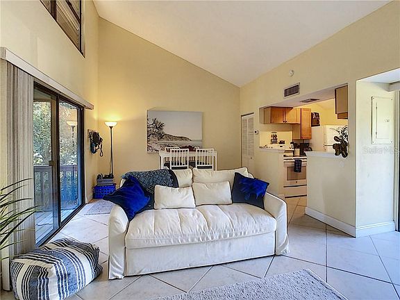 3rd image of 366 Pine Run Dr. #366
