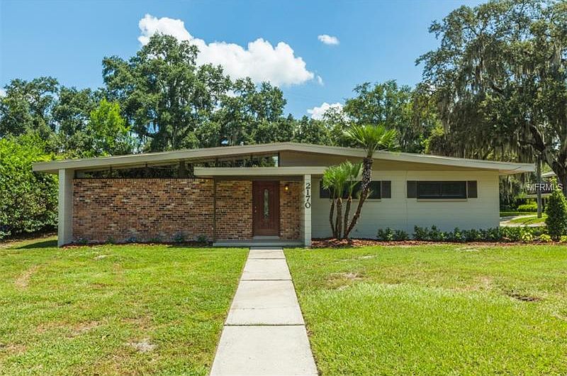 1st image of 2170 De La Palma Ave