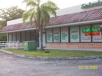 2nd image of 8455 W Oakland Park Blvd