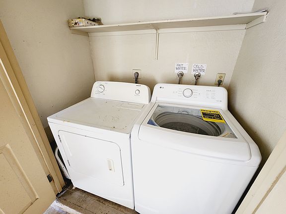 2nd image of 5405 Indian River Dr #1-394-1