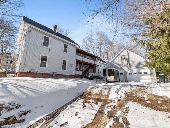 145 Highland Avenue, Gardiner, ME 04345