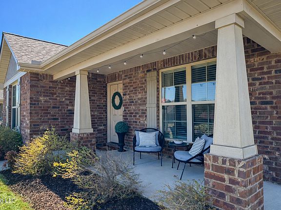 3rd image of 8741 Kimberly Dawn Dr
