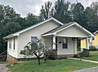 440 Howard St SW, Lenoir, NC 28645