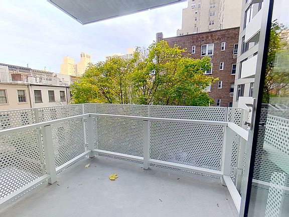3rd image of 515 E 86th St #605