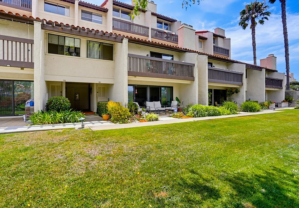 2508 Navarra Dr #403