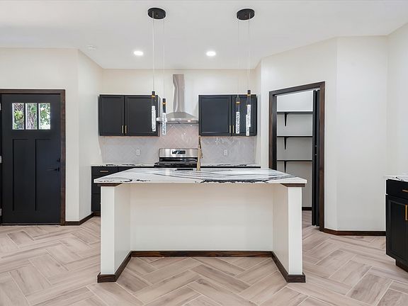 4th image of 6027 Verde Way