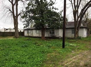 101 3rd Ave N, Nederland, TX 77627