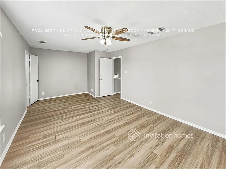 1405 Comfort St — Photo 23