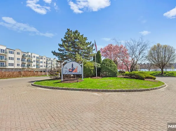 154 The Promenade, Edgewater, NJ 07020