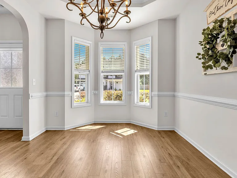 405 Belhaven Ct — Photo 7