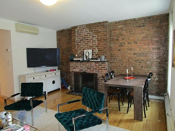 5th image of 619 Hudson St #2