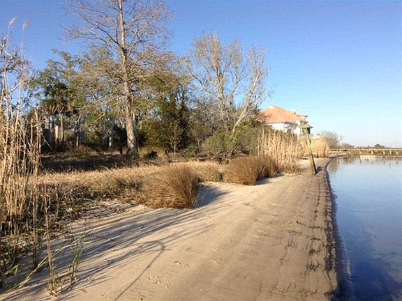 4th image of 3765 Mackey Cove Dr