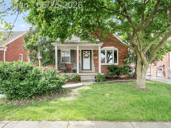 13451 Ward St, Southgate, MI 48195