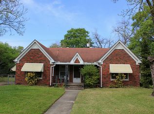 215 Avenue Of Oaks St, Houston, TX 77009