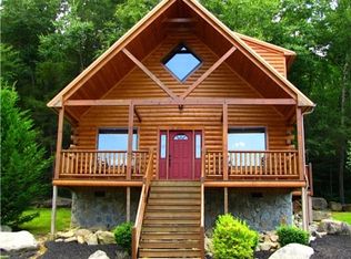 214 Forrest Loop Way, Gatlinburg, TN 37738