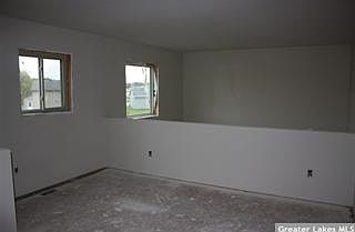 4th image of 15315 Clearview Ln #1531