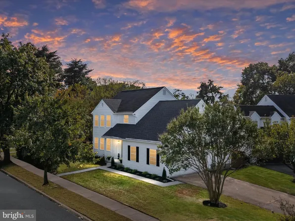 701 Kenora Ct, Millersville, MD 21108