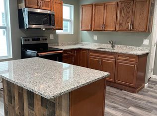 23 Melton St FLOOR 2, Pawtucket, RI 02860