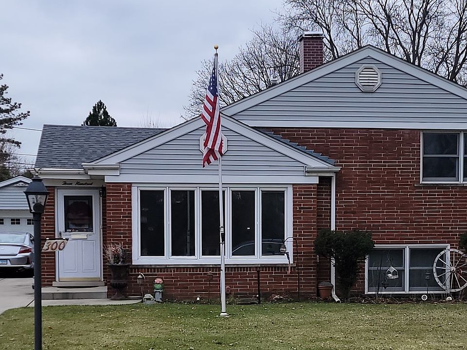 300 Pinehurst Dr, Des Plaines, IL 60016 Zillow