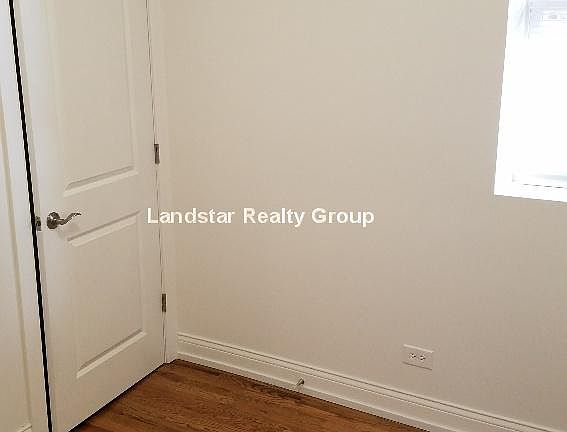5th image of 4909 W Cuyler Ave