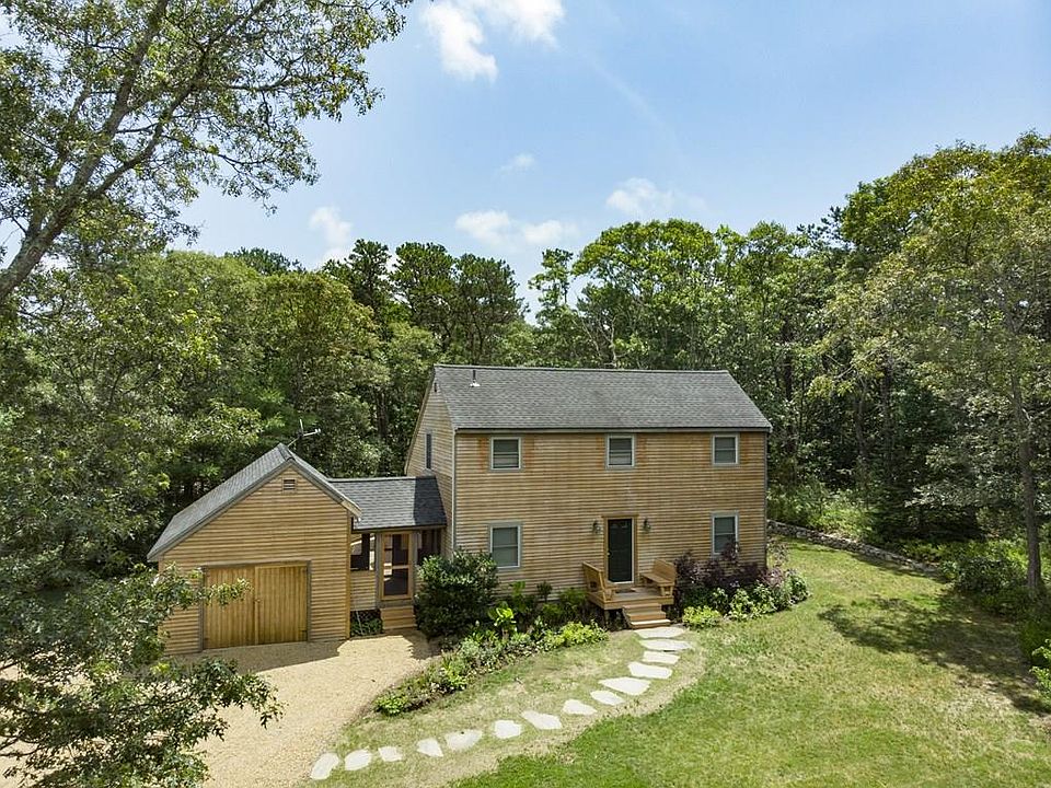 1st image of 12 Puritan Dr